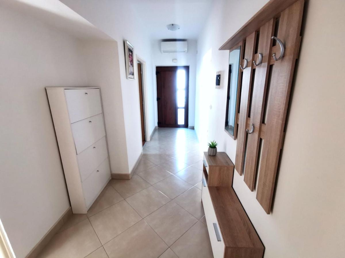 Parun Apartment Pula Exterior foto